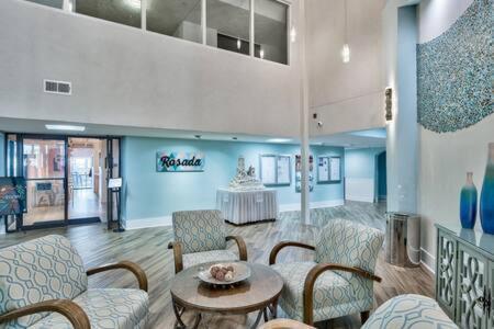 The Scallop By Brightwild-Beachfront Condo Destin Exterior photo