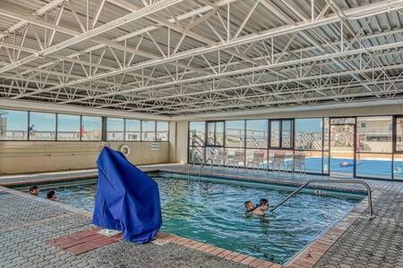 The Scallop By Brightwild-Beachfront Condo Destin Exterior photo